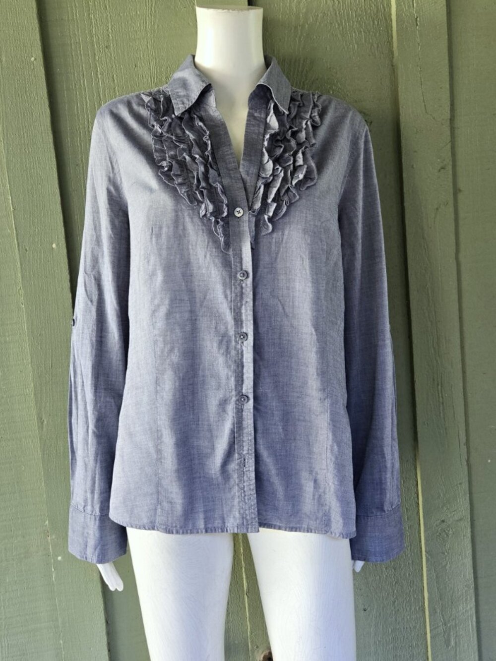 ANN TAYLOR Blue Cotton Chambray ruffle Button down Shirt Top 16